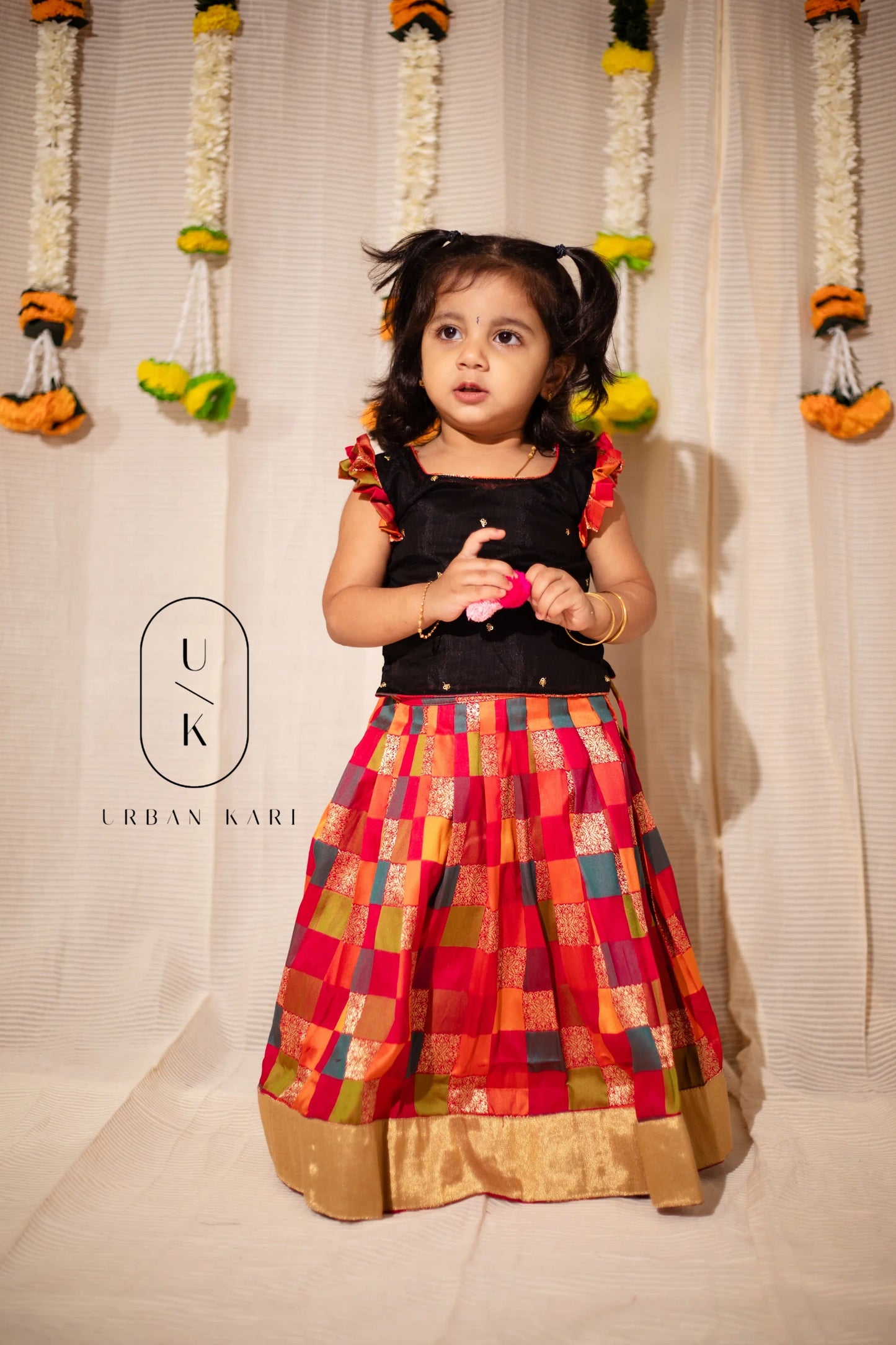 Vamsi Black Mini