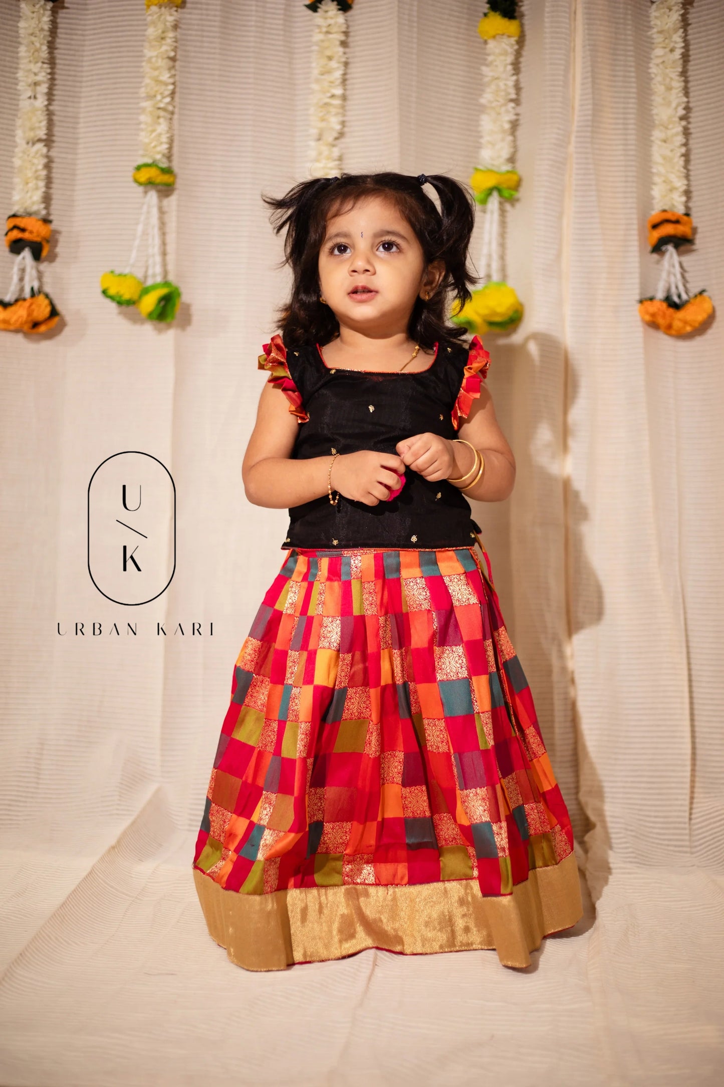 Vamsi Black Mini