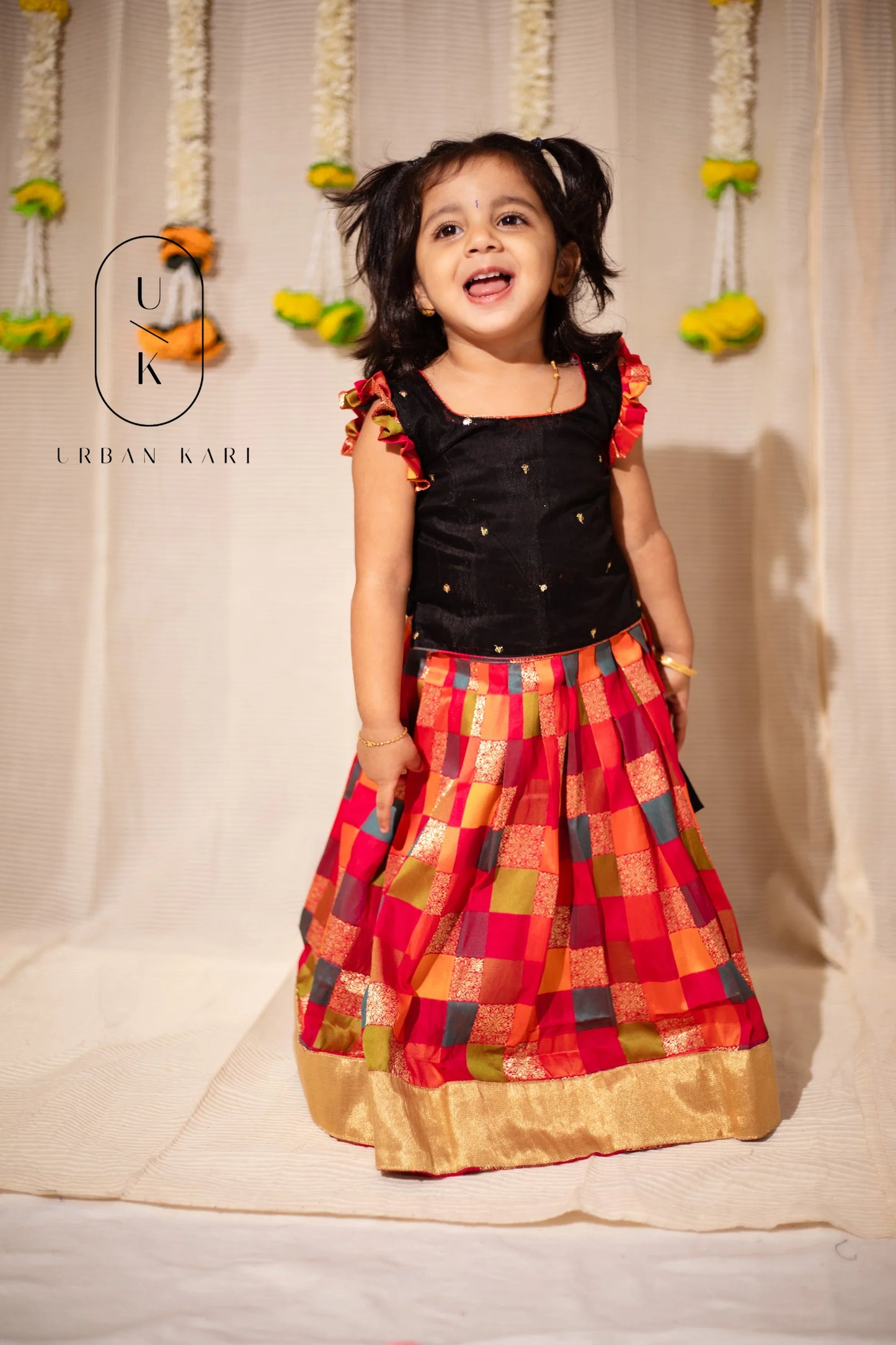 Vamsi Black Mini