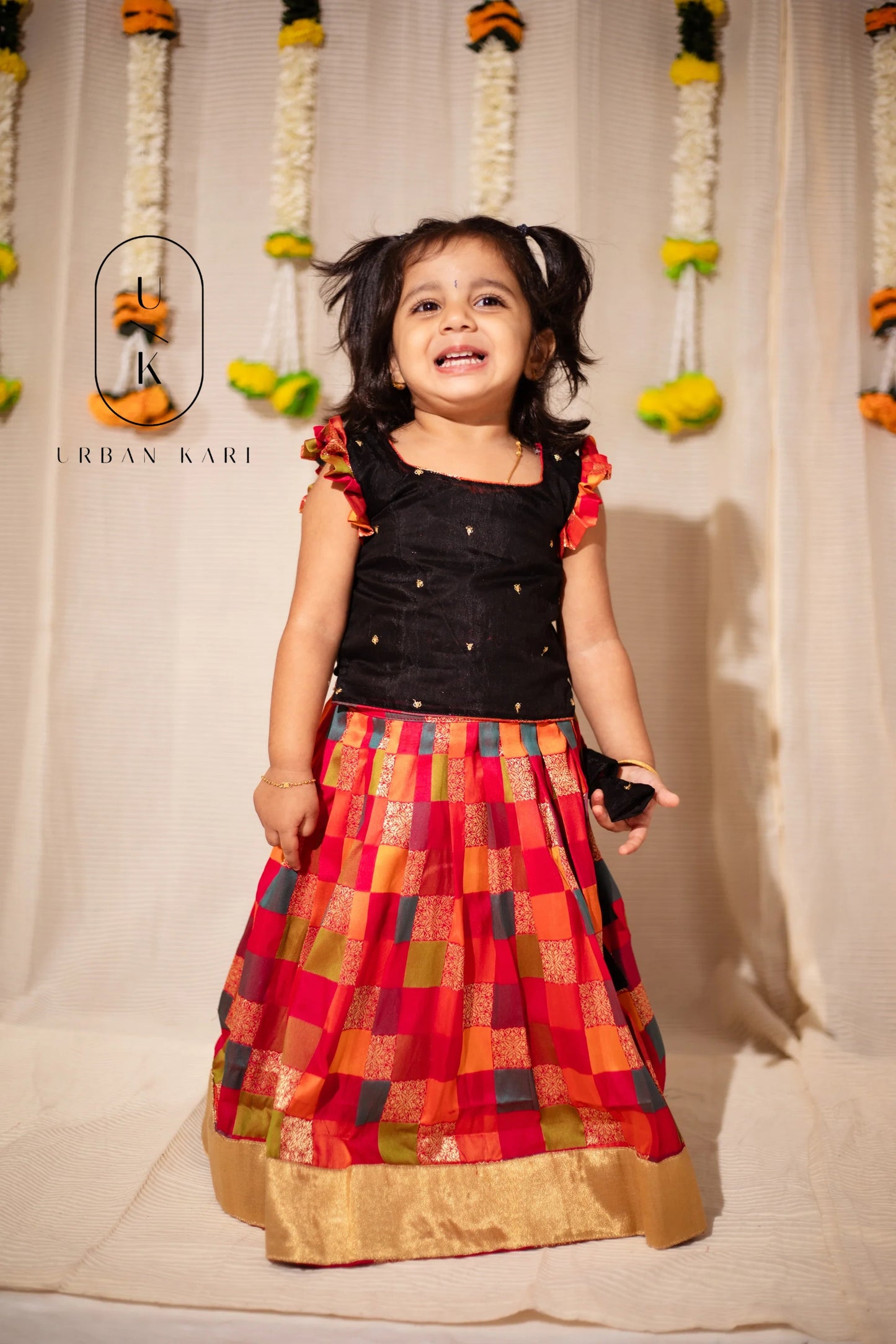 Vamsi Black Mini