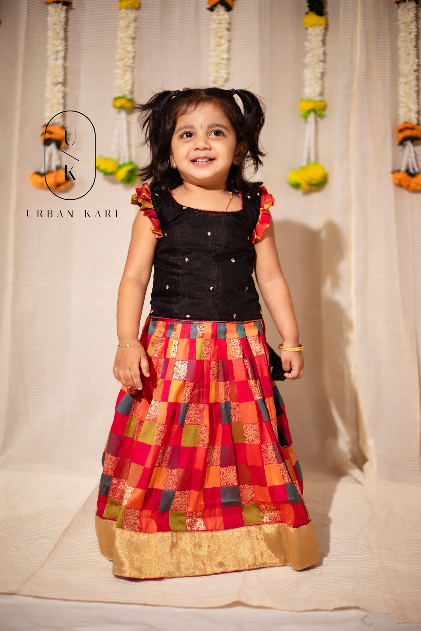 Vamsi Black Mini