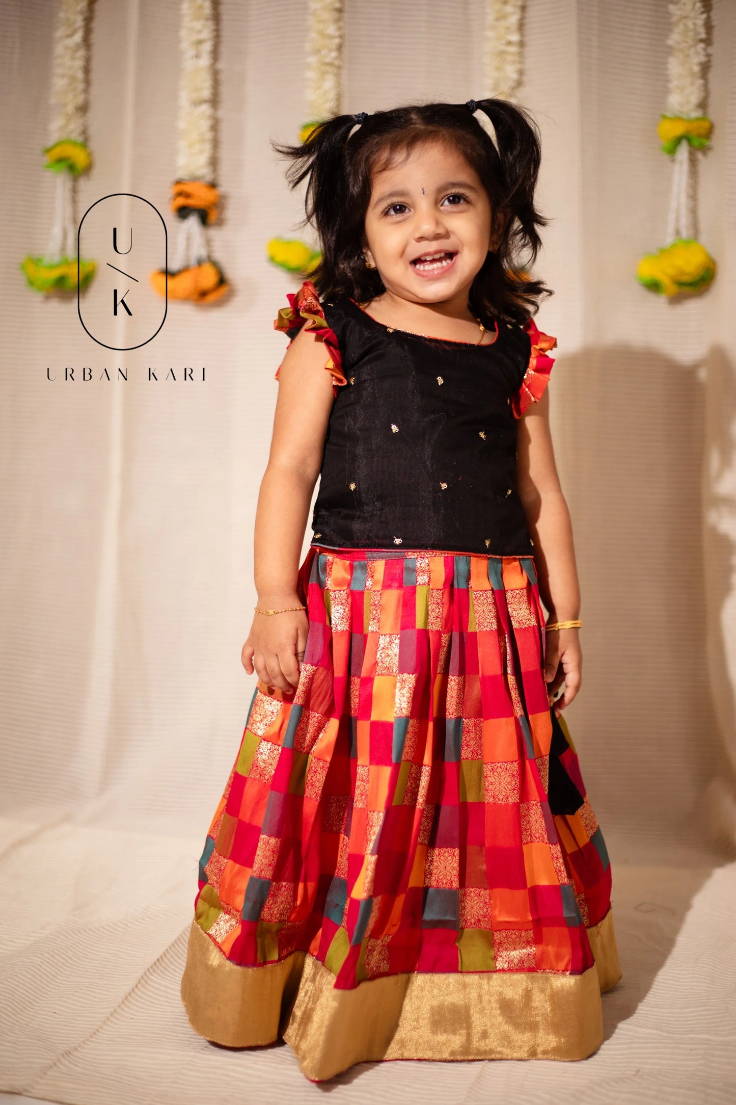 Vamsi Black Mini