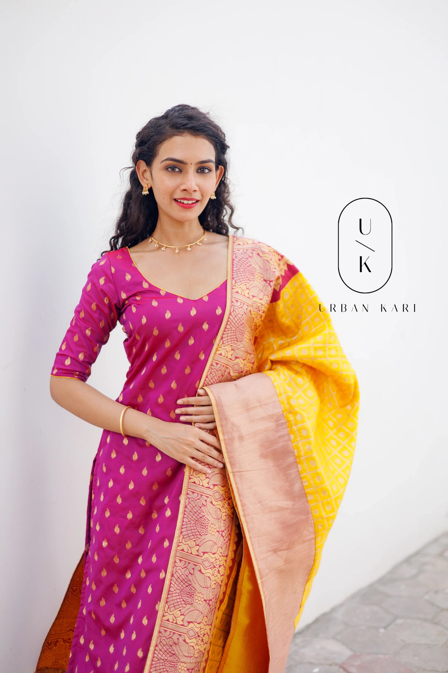 Aakruti Magenta & Yellow