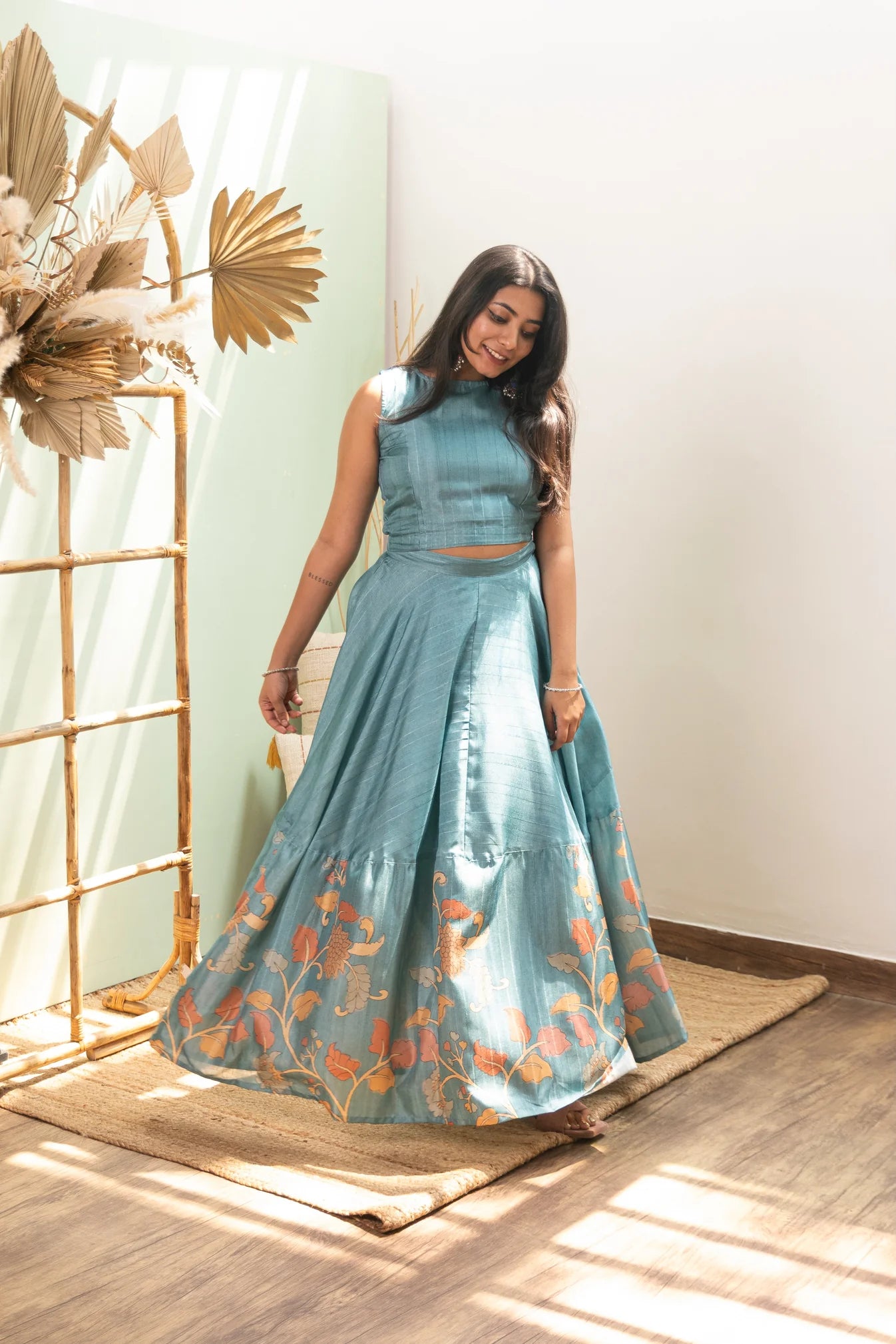 Vanya Teal