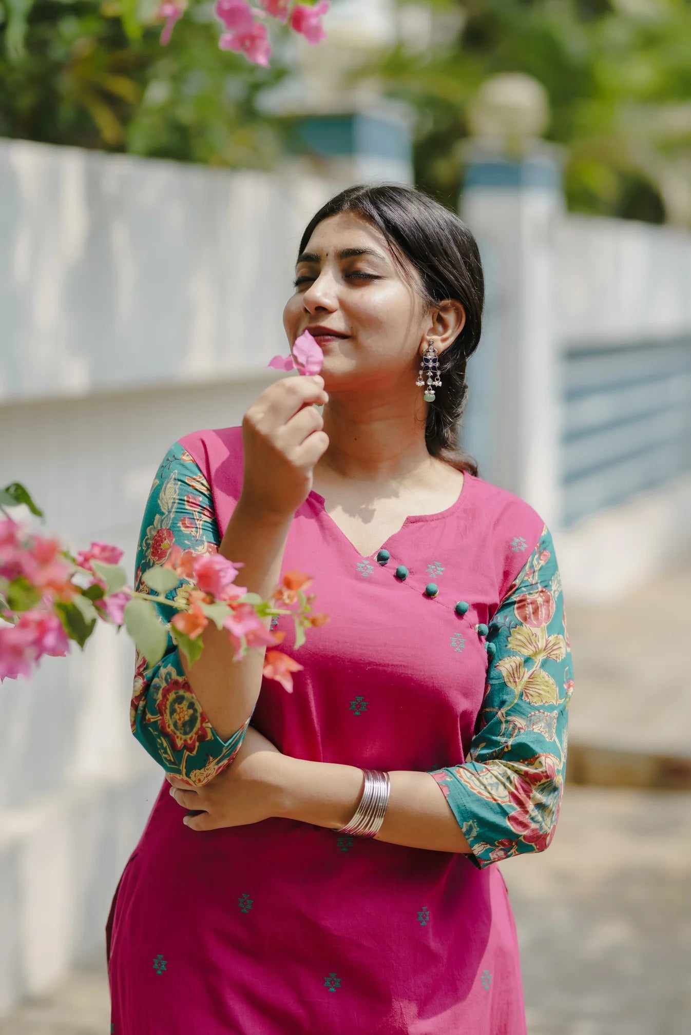 Veena Pink