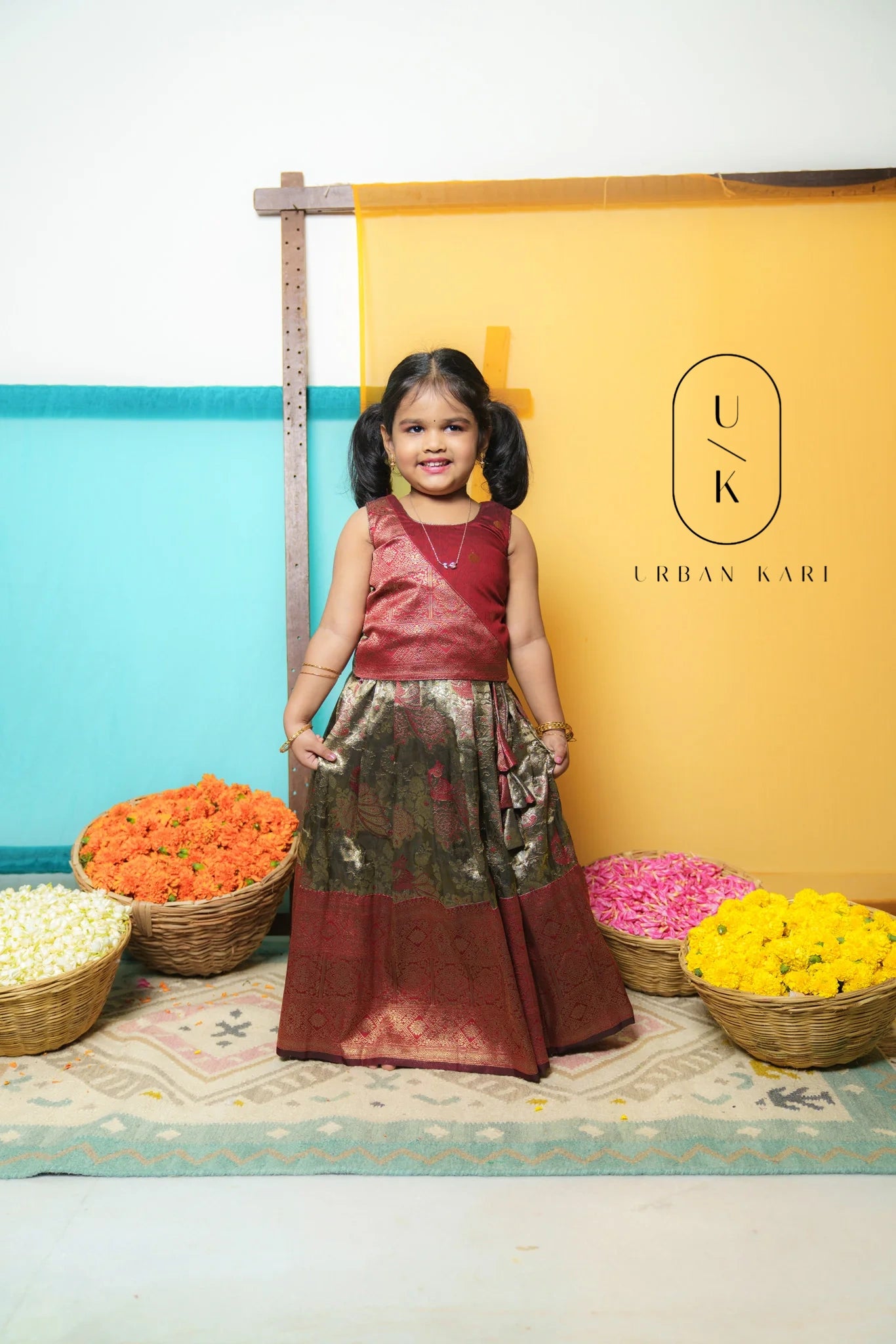 Ishwarya Maroon Mini