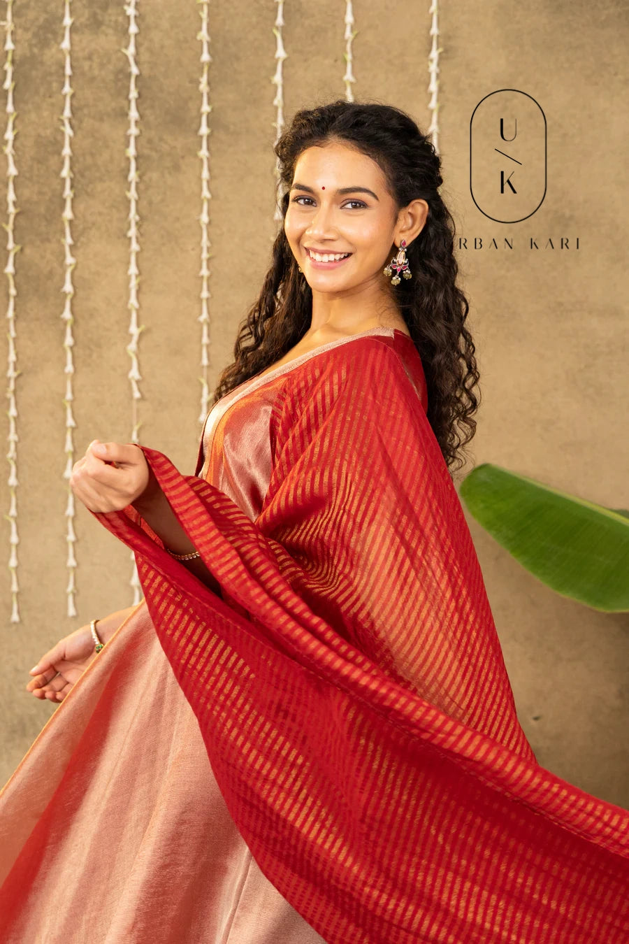 Nethra - Red