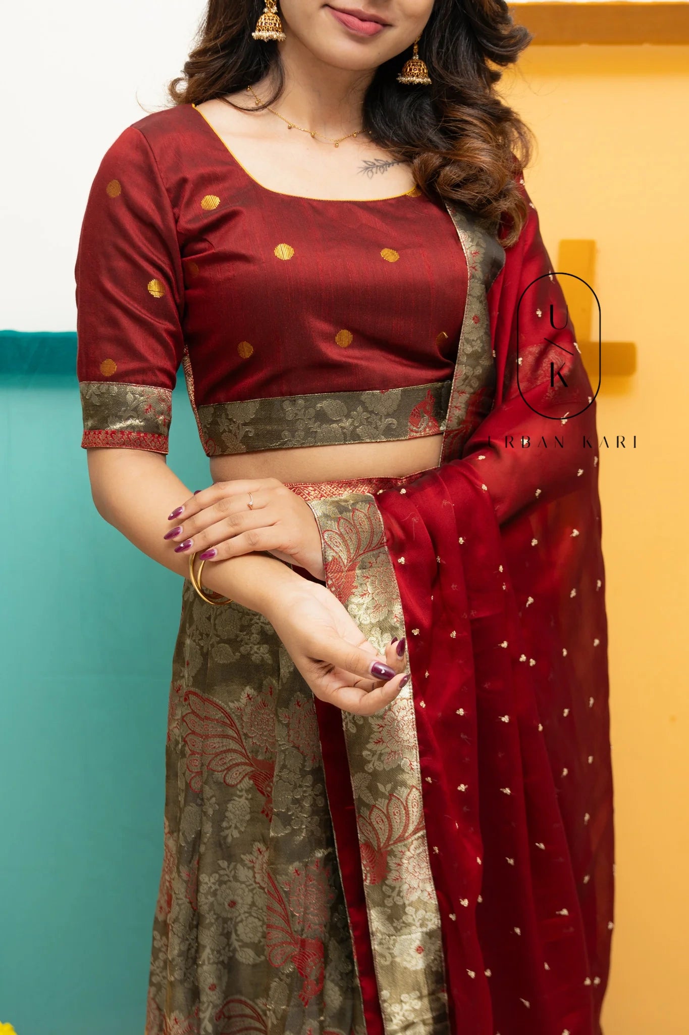 Ishwarya Maroon