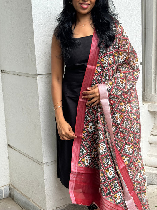 Dharvi Black With Maroon & Green Dupatta